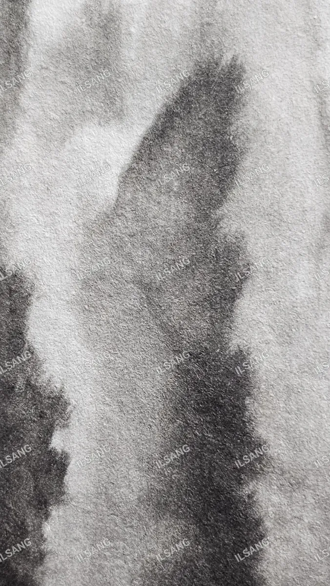 A black and white photo of a grayish-white cloth.